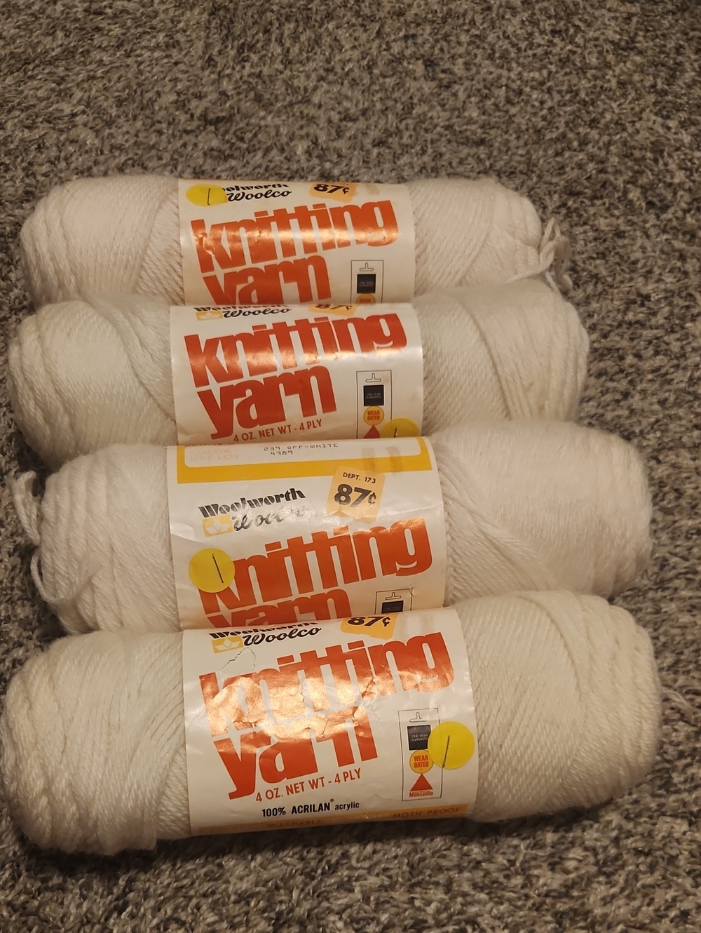 Vintage Knitting Yarn - WhiteVtg Woolworth  Acrilan Acrylic Off White 239